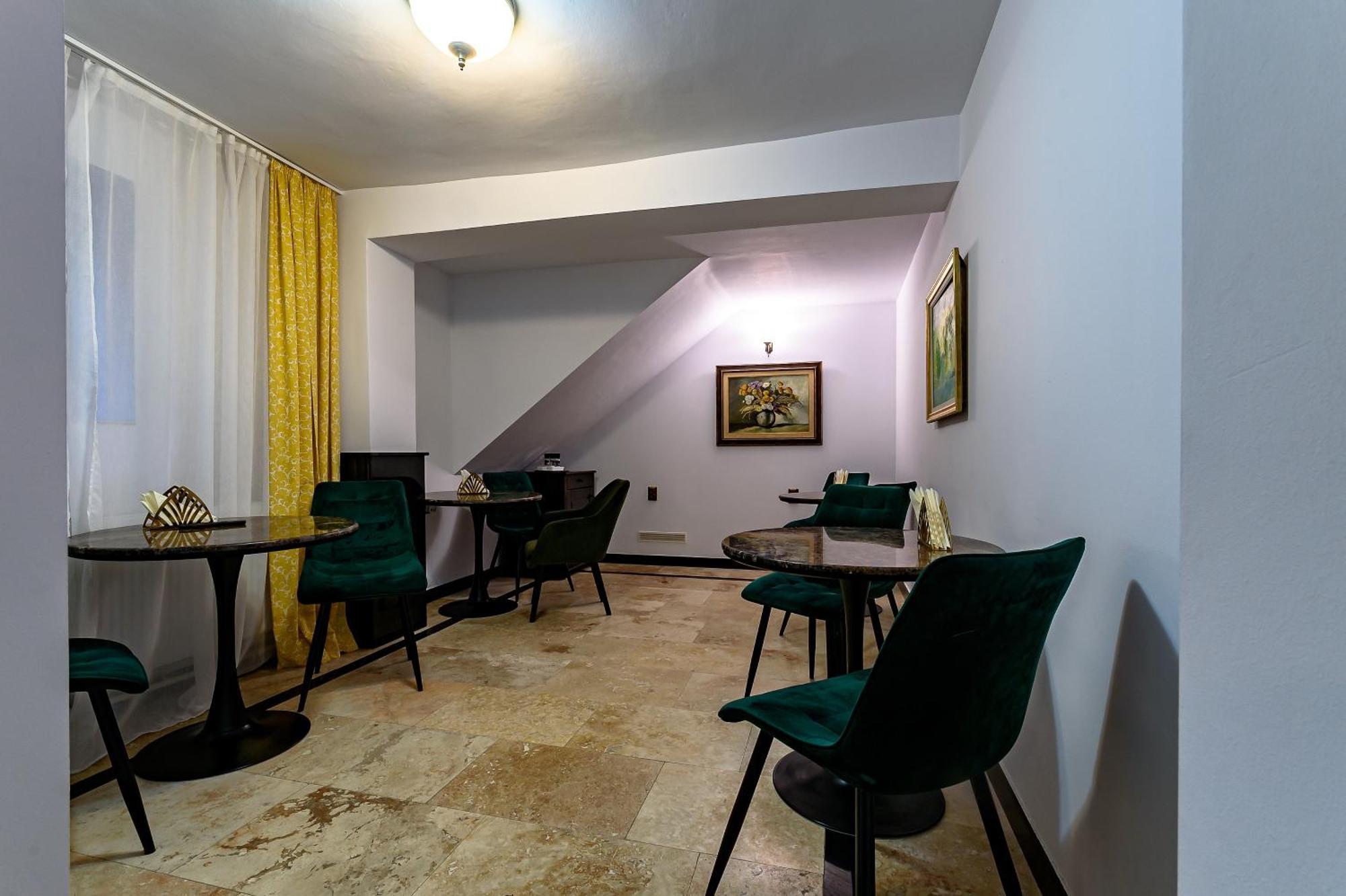 Vila Sarada Boutique Deva Esterno foto