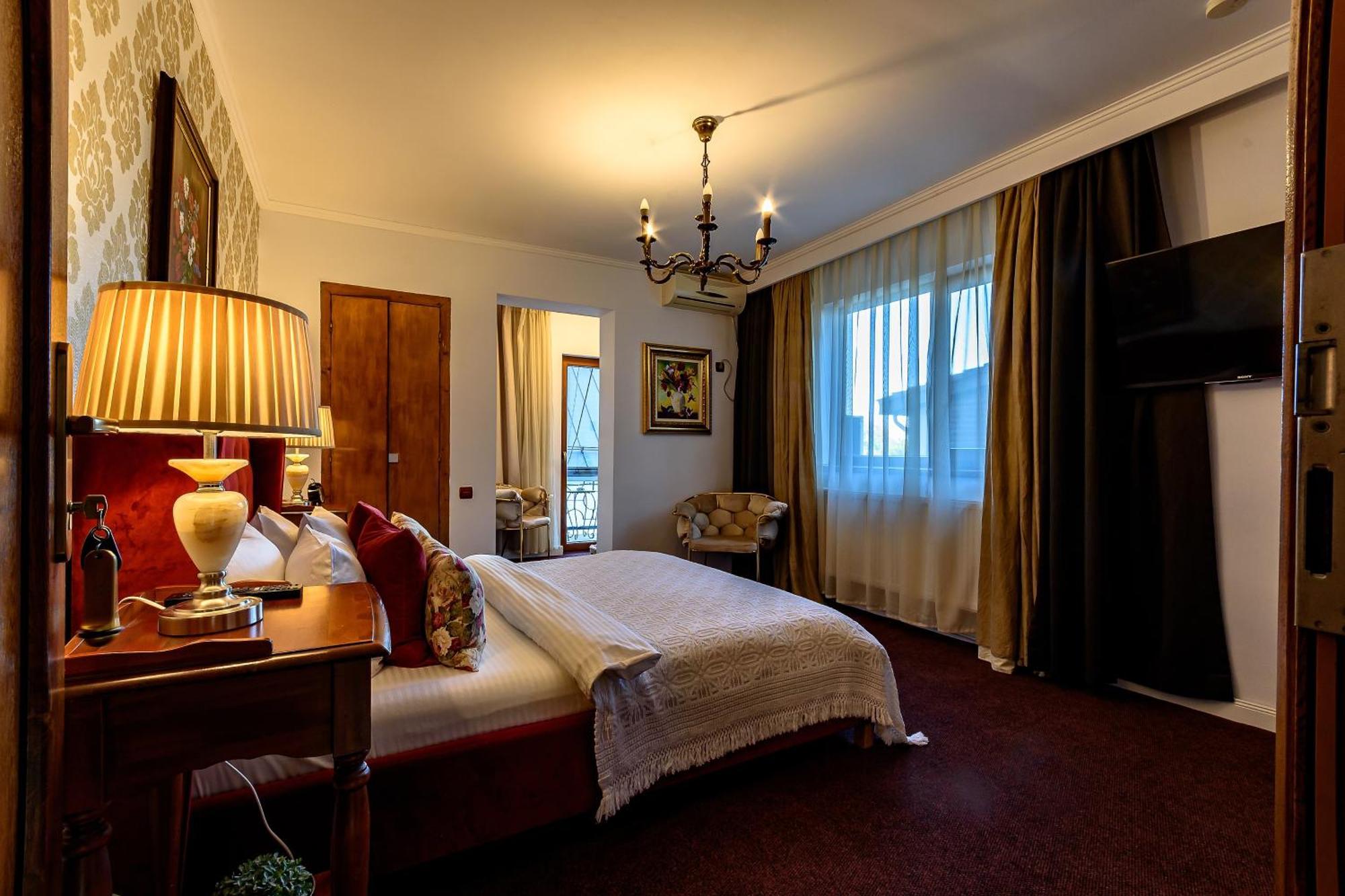 Vila Sarada Boutique Deva Esterno foto