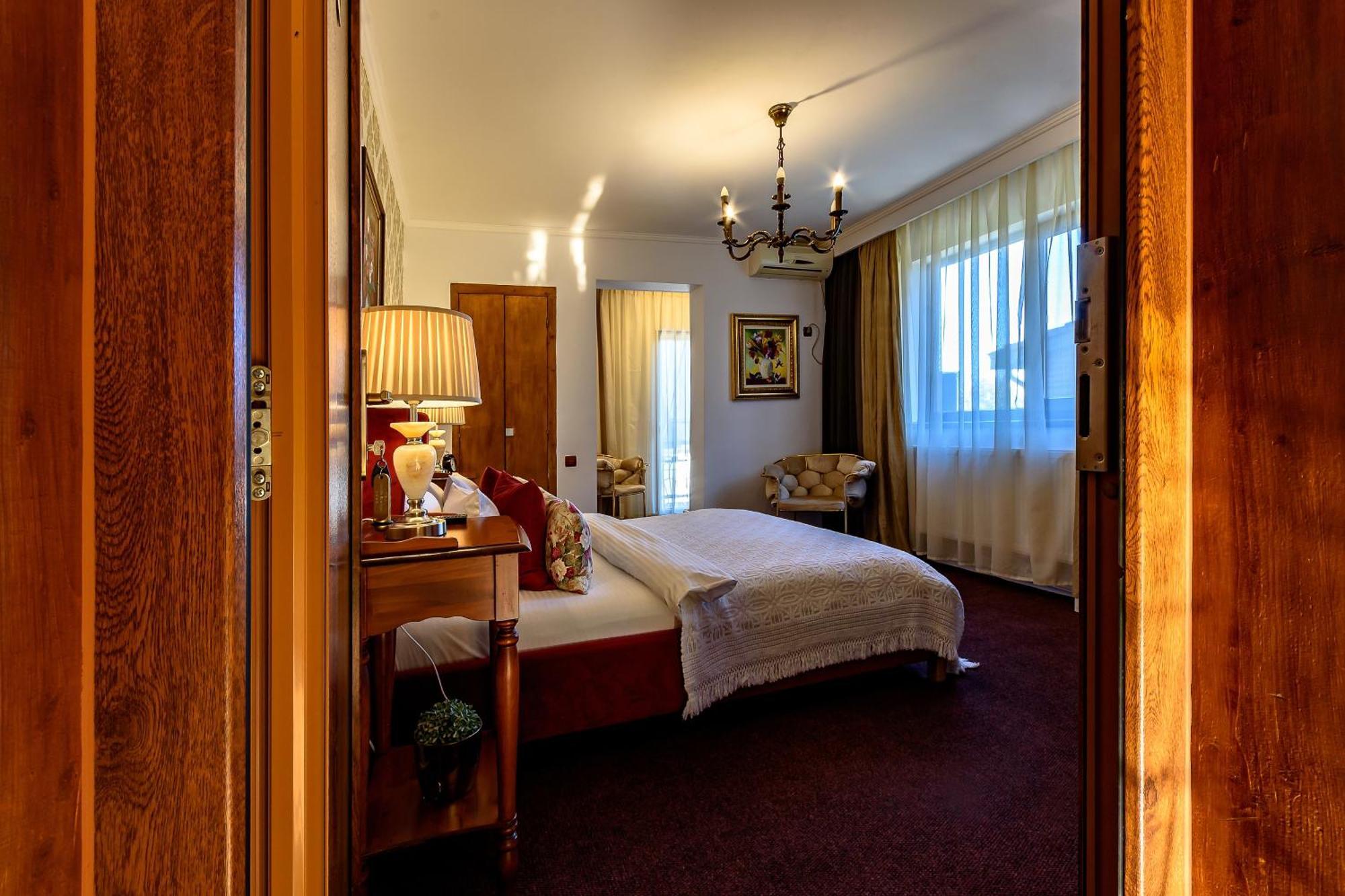Vila Sarada Boutique Deva Esterno foto